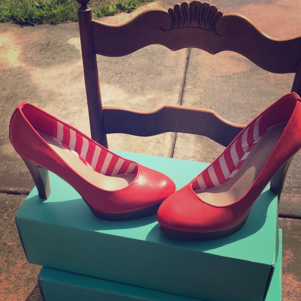 Miranda pump in coral